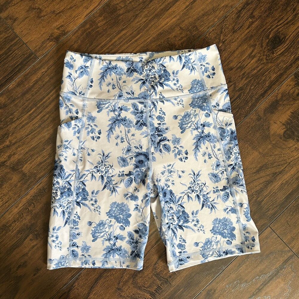 Tuckernuck Sport Floral Blue Biker Athletic Shorts Small Gym Yoga